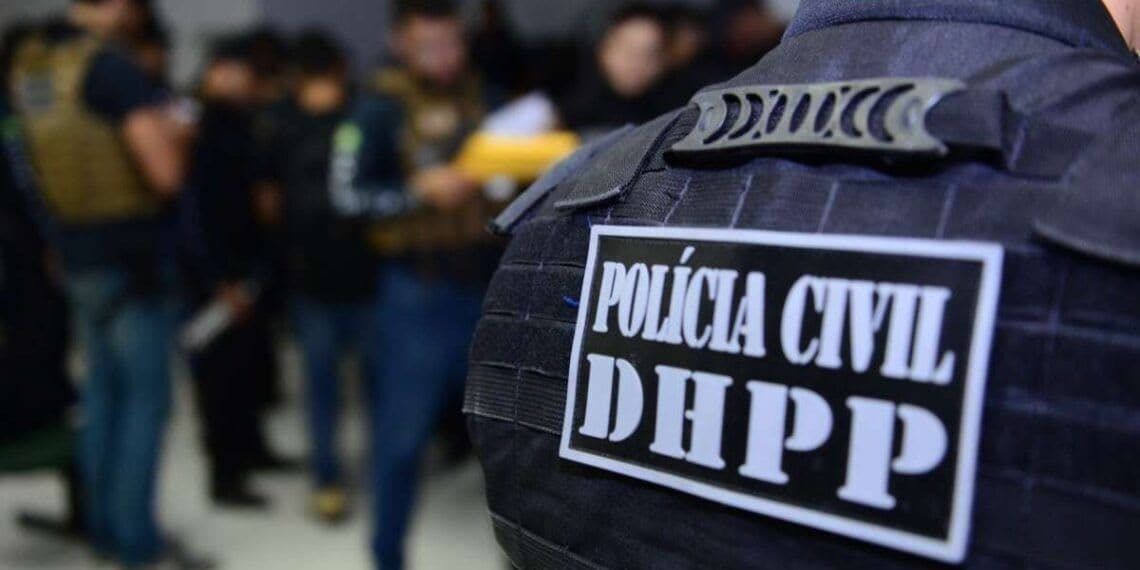 PCCE prende homem investigado por duplo homicídio