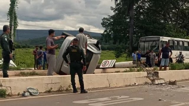 Idoso morre em Nova Olinda na colisão de carros