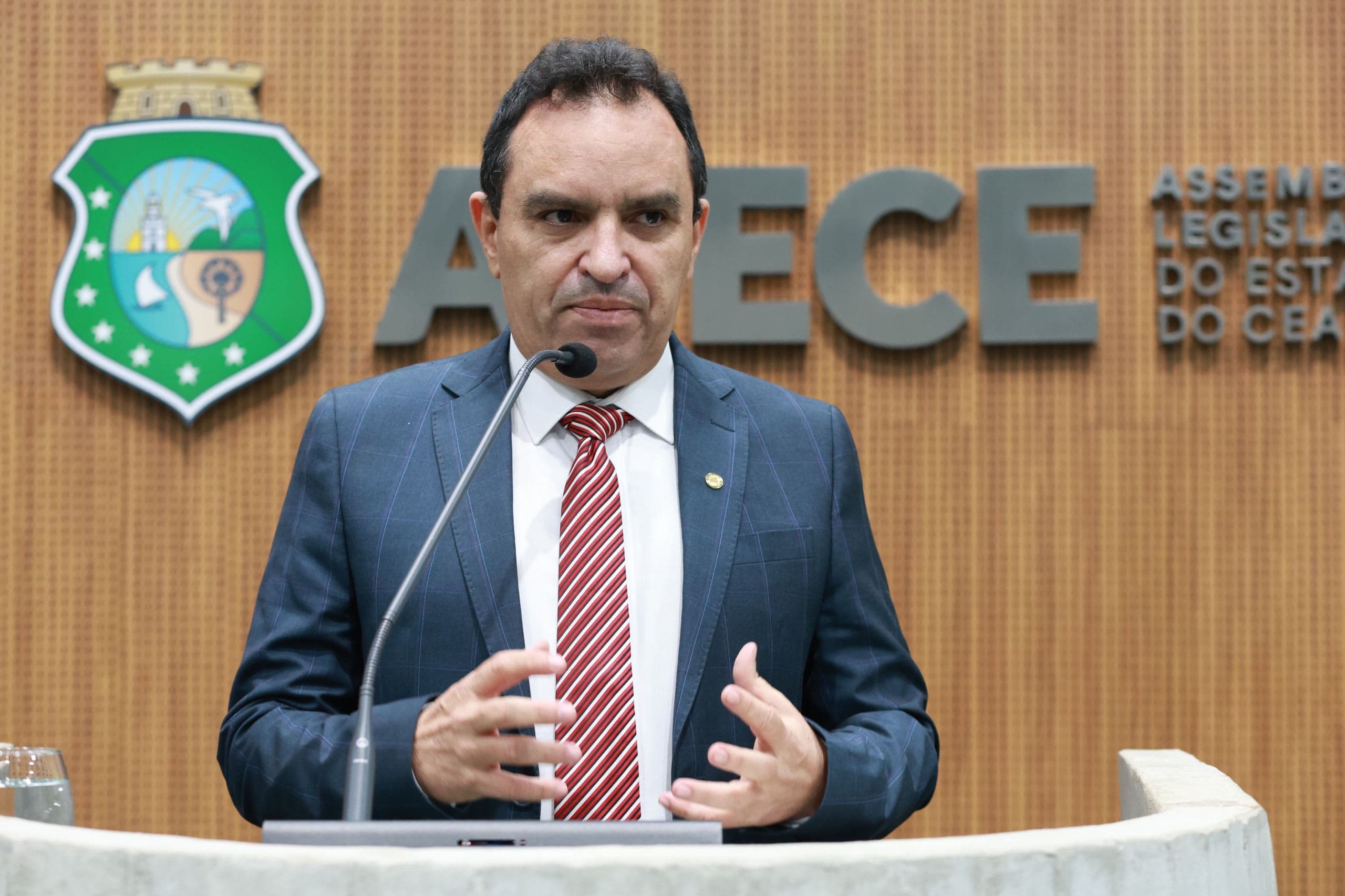 Pedro Lobo destaca potencial do Cariri e do Ceará na economia sustentável do mel durante lançamento da Rota do Mel