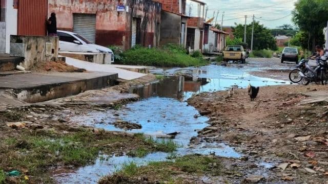 ‘Rua da Lama’: Moradores denunciam falta de infraestrutura e saneamento
