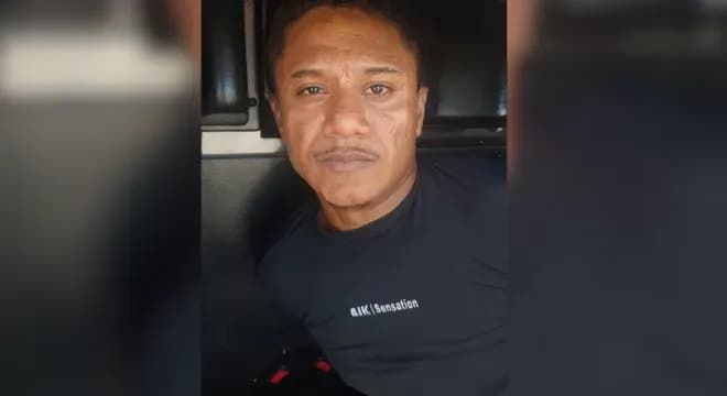 Jovem é conduzido à Delegacia de Juazeiro sob suspeita de esfaquear dois homens