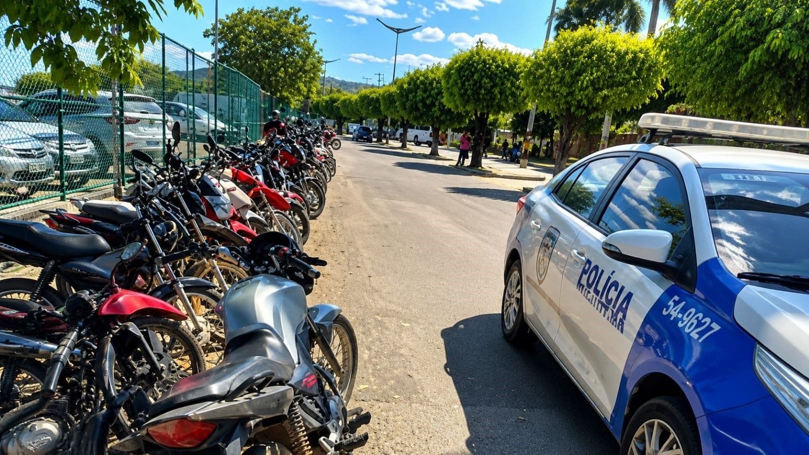 GPTran e GTM reforçam fiscalização e apreendem motos com irregularidades em Juazeiro do Norte