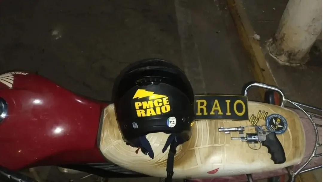 RAIO recupera moto roubada e apreende revólver no Crato