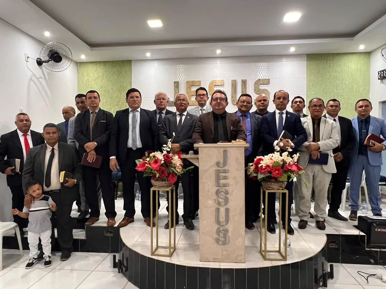 AD Araporanga celebra avanço na reforma do templo-sede em noite de gratidão e comunhão