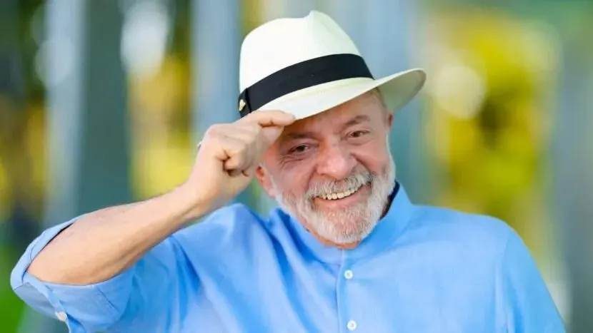 Lula vira resultado no segundo turno, vence Flávio Bolsonaro e conquista quarto mandato